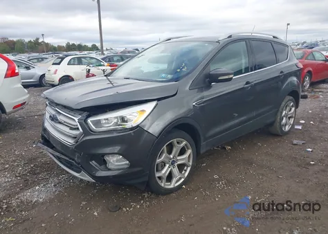 2019 Ford Escape Titanium из США, поврежденный, VIN 1FMCU9J9XKUB42852